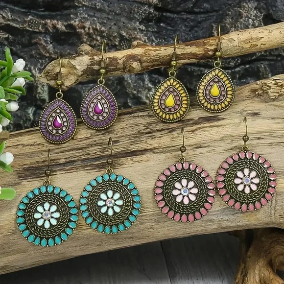 Colorful 4 PAIR Retro Style Floral Multicolor Dangle Drop Rhinestone Earrings - Picture 1 of 4